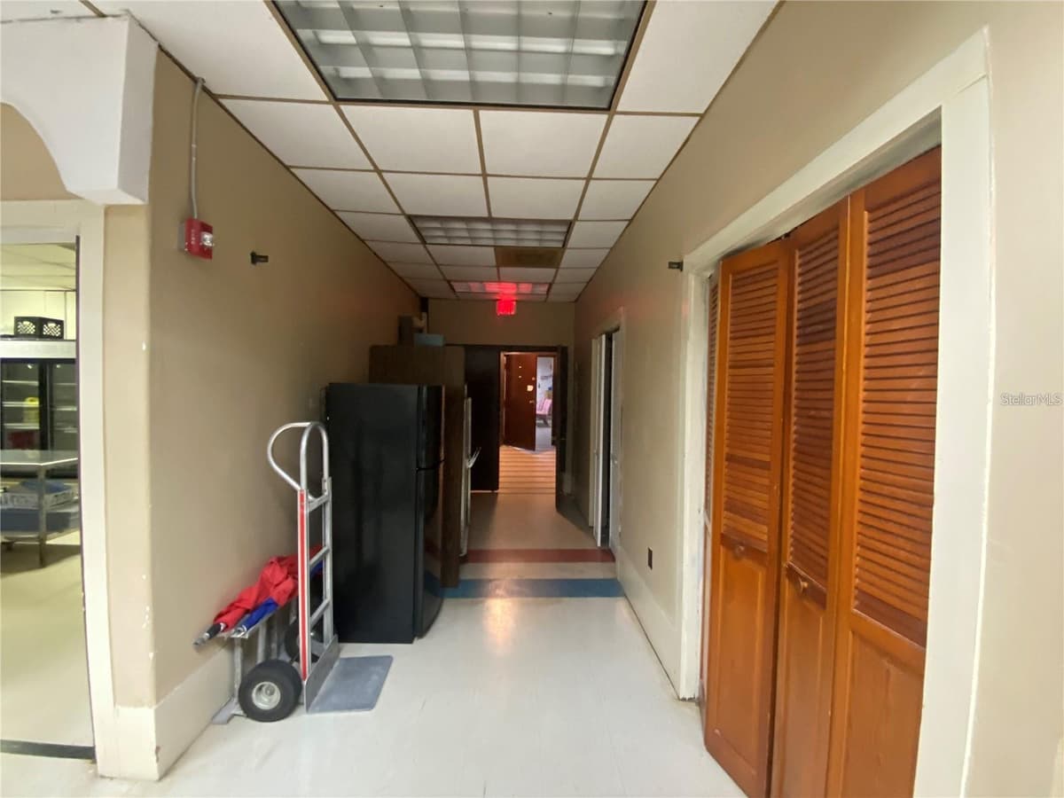 301 BLUE SPRINGS AVENUE — photo 35 of 47