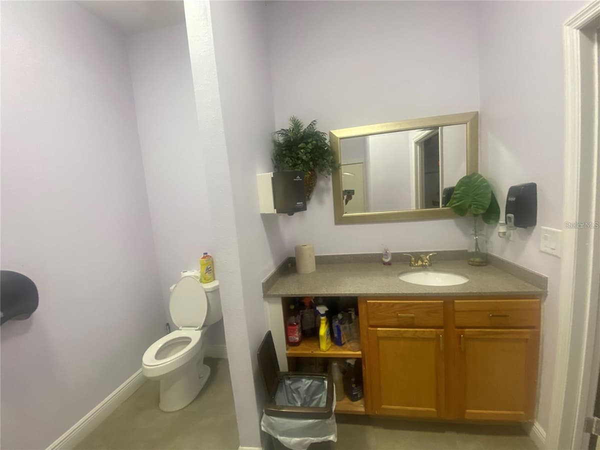 301 BLUE SPRINGS AVENUE — photo 14 of 47