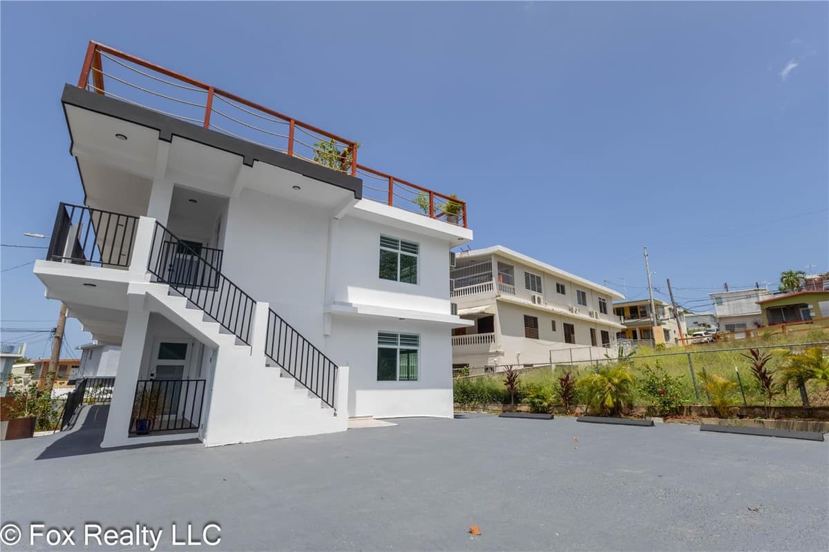 391 CALLE FRANCISCO COLON GUERRA — photo 3 of 25