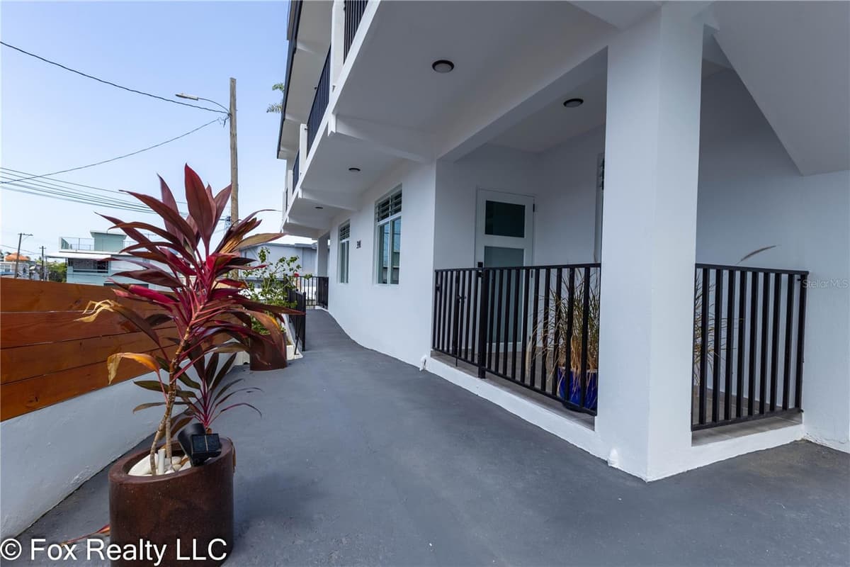 391 CALLE FRANCISCO COLON GUERRA — photo 8 of 25