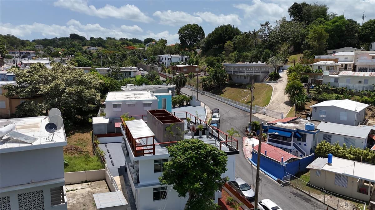 391 CALLE FRANCISCO COLON GUERRA — photo 23 of 25