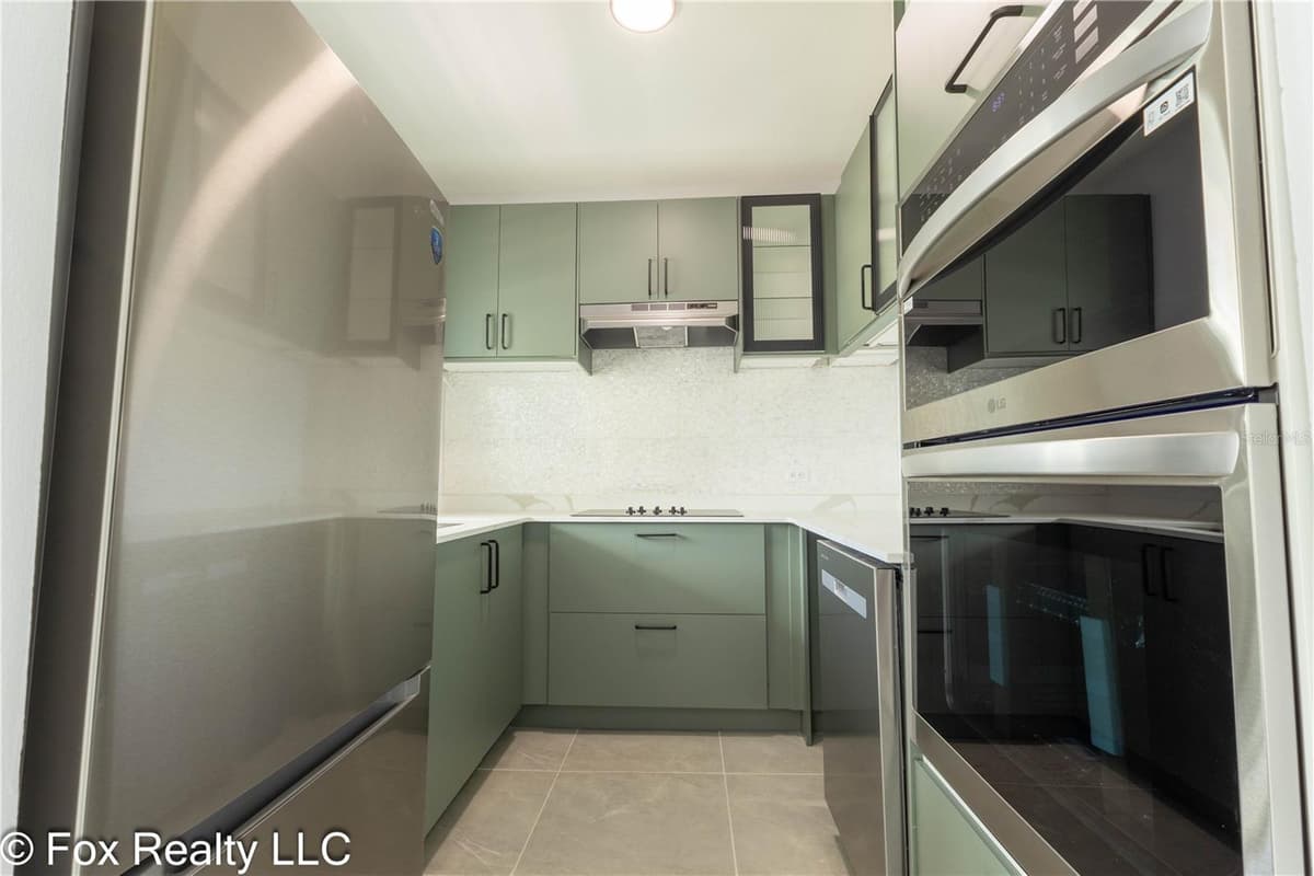 391 CALLE FRANCISCO COLON GUERRA — photo 11 of 25