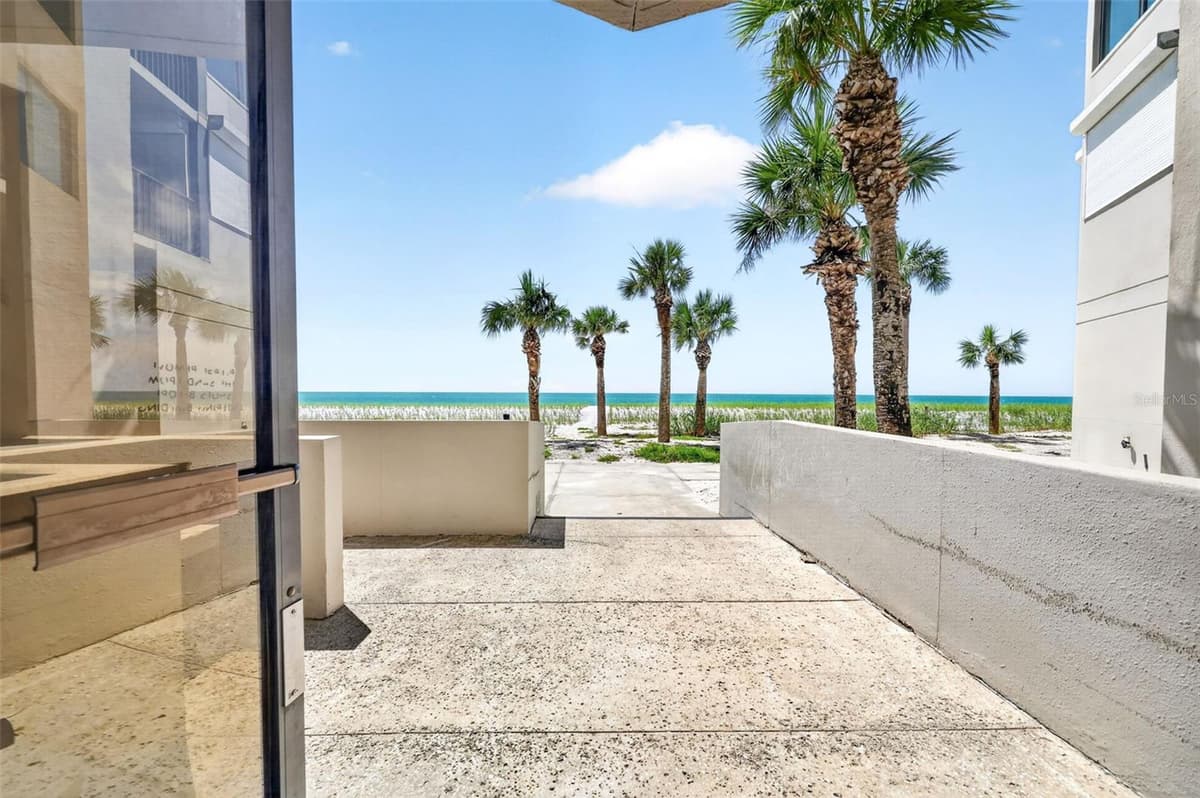 1600 GULF BOULEVARD — photo 16 of 47