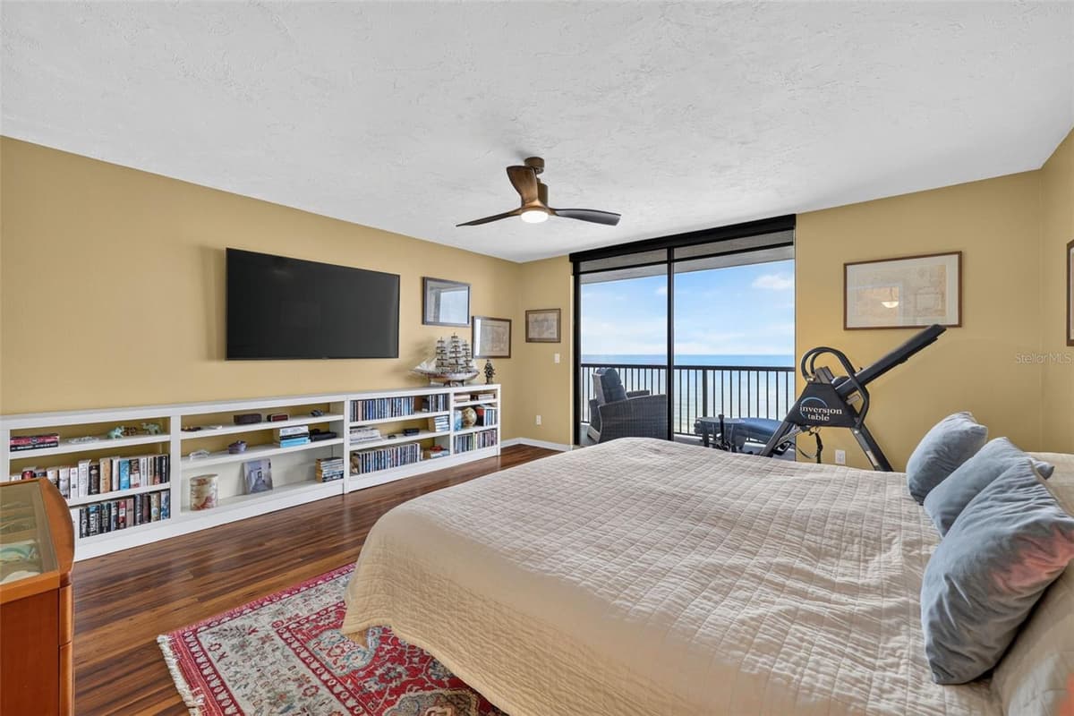 1600 GULF BOULEVARD — photo 18 of 47