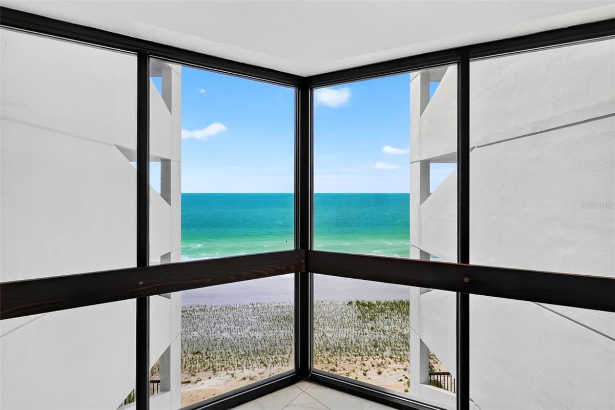 1600 GULF BOULEVARD — photo 14 of 47
