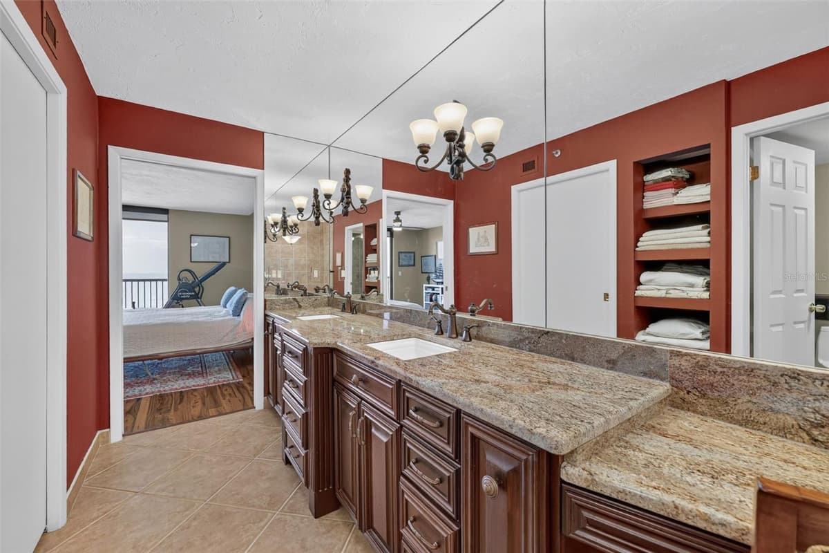 1600 GULF BOULEVARD — photo 25 of 47