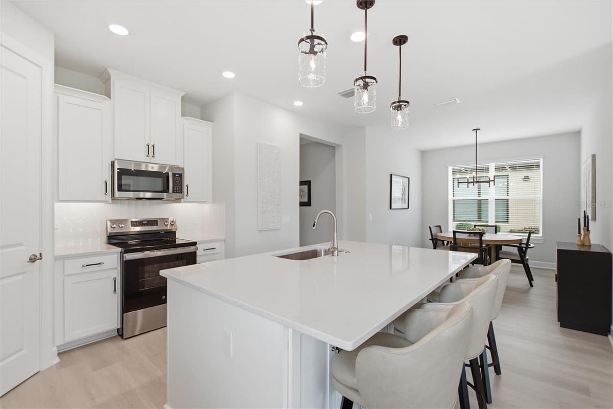 1369 LOMBARDI COURT — photo 10 of 43