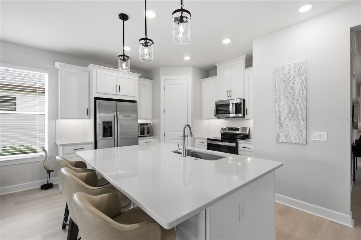 1369 LOMBARDI COURT — photo 6 of 43