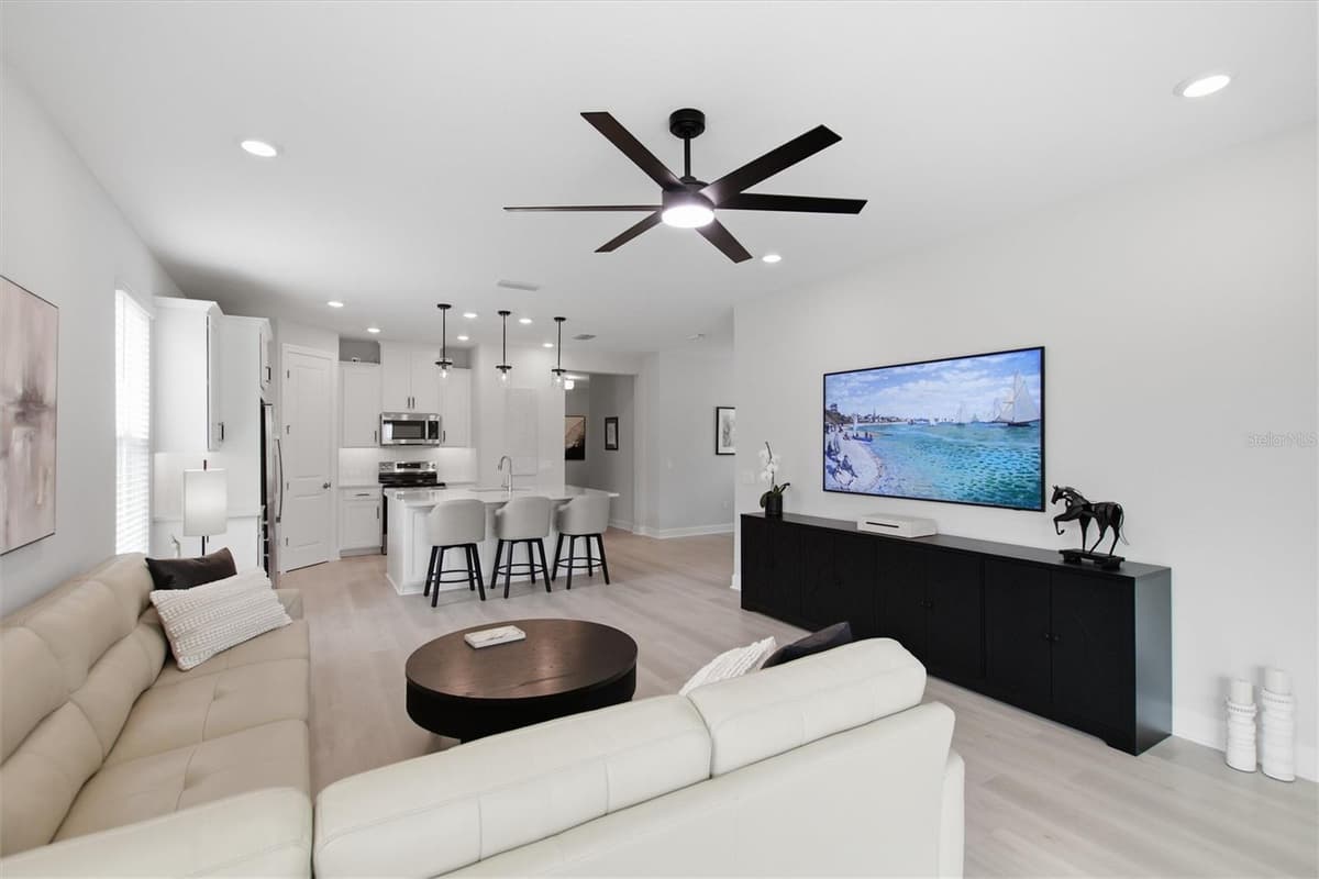 1369 LOMBARDI COURT — photo 5 of 43