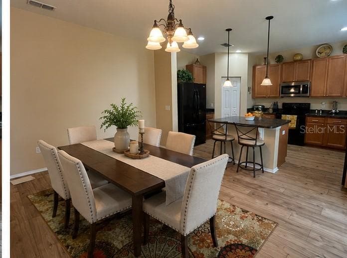 2706 SPARTA DRIVE — photo 9 of 29