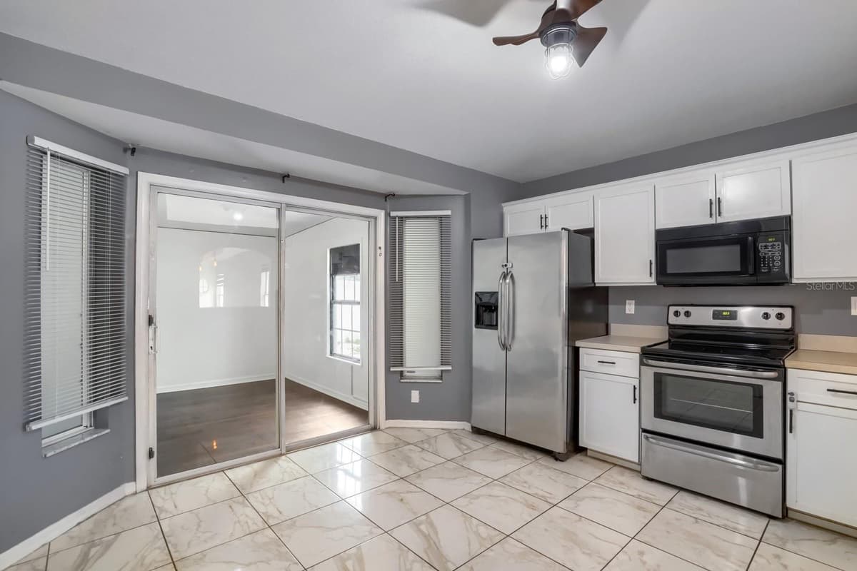 701 PERIWINKLE POINTE PLACE — photo 8 of 27