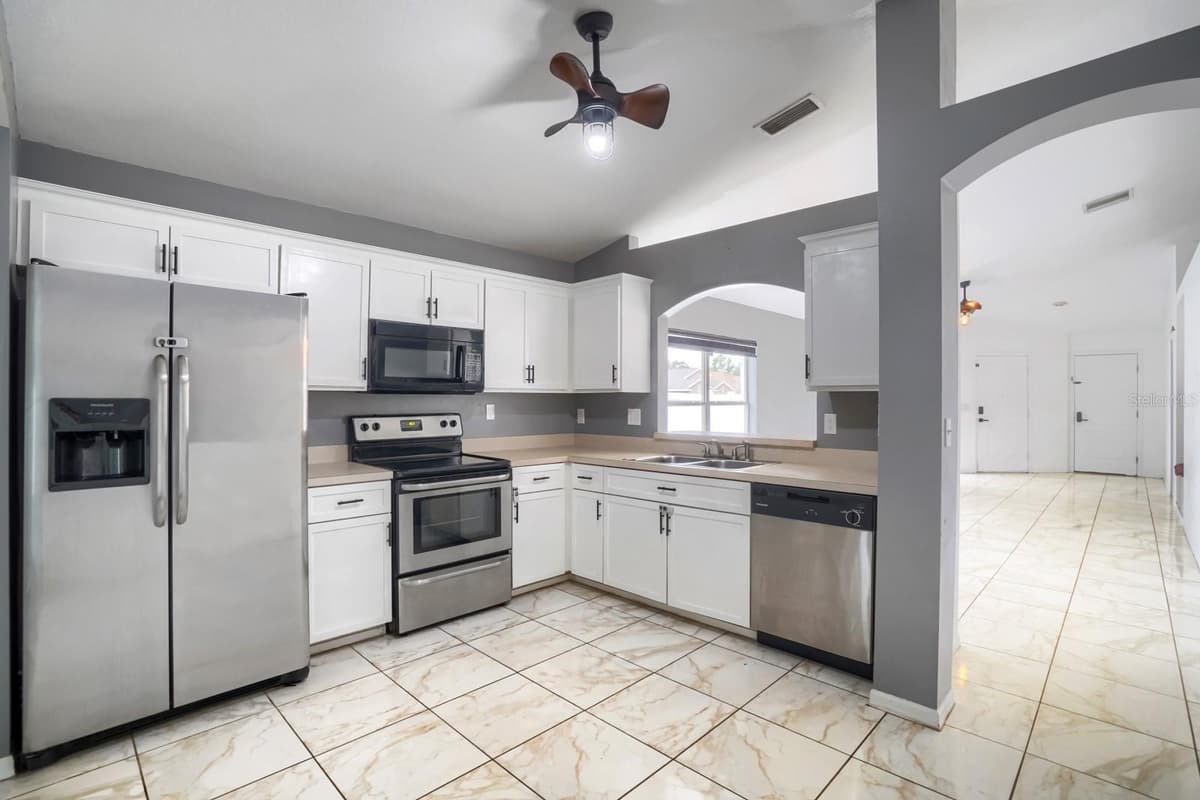 701 PERIWINKLE POINTE PLACE — photo 9 of 27