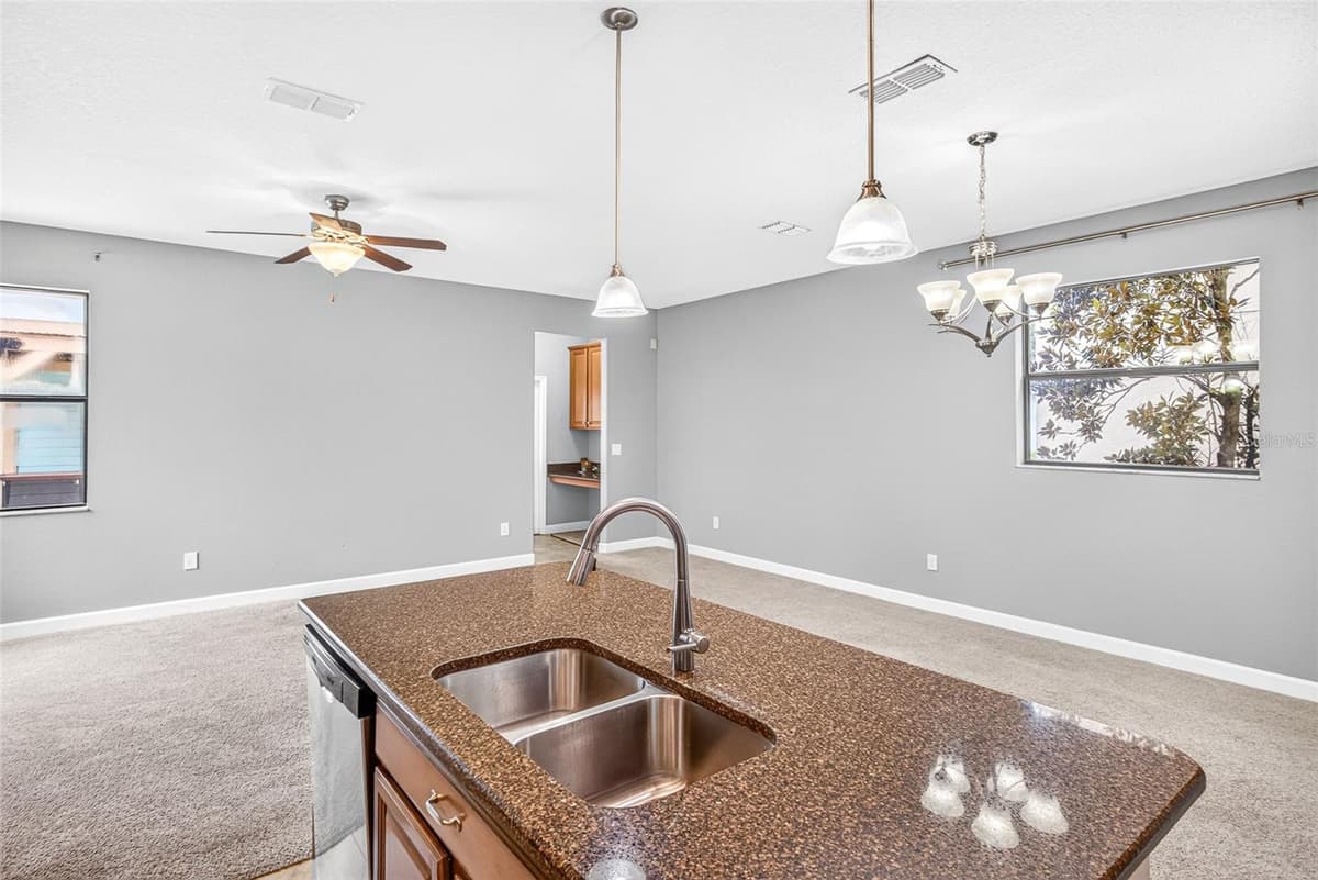7236 PENKRIDGE LANE — photo 37 of 68