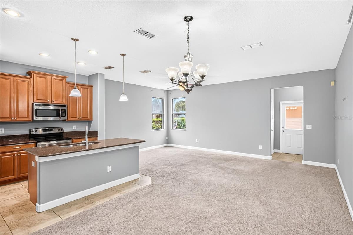 7236 PENKRIDGE LANE — photo 31 of 68