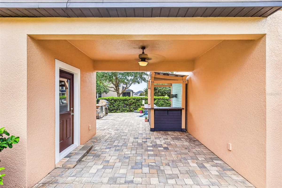 7236 PENKRIDGE LANE — photo 10 of 68