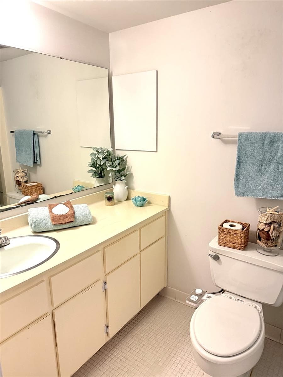 42 CLUB HOUSE DRIVE — photo 22 of 38