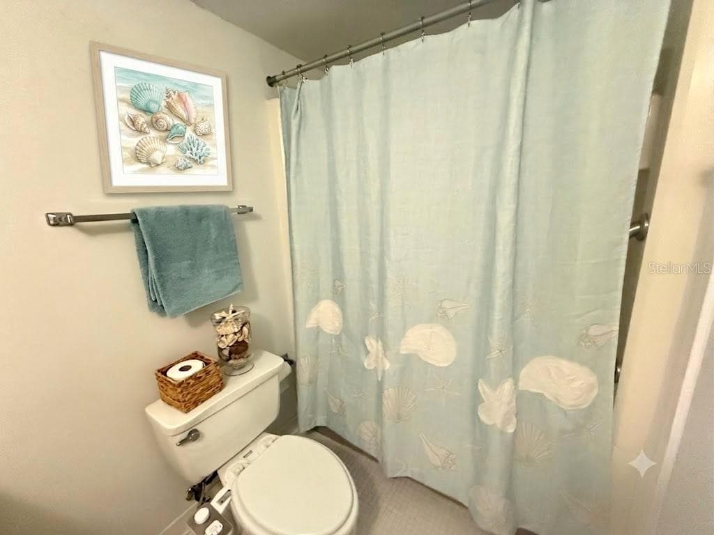 42 CLUB HOUSE DRIVE — photo 23 of 38