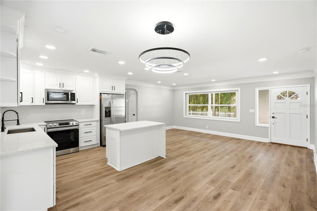 1628 HIGHLAND AVENUE — photo 3 of 28