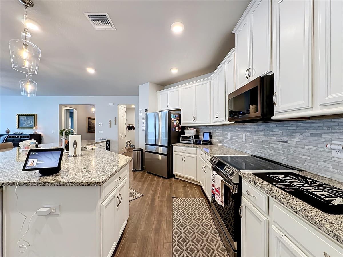 13222 MOSS GRASS WAY — photo 12 of 49