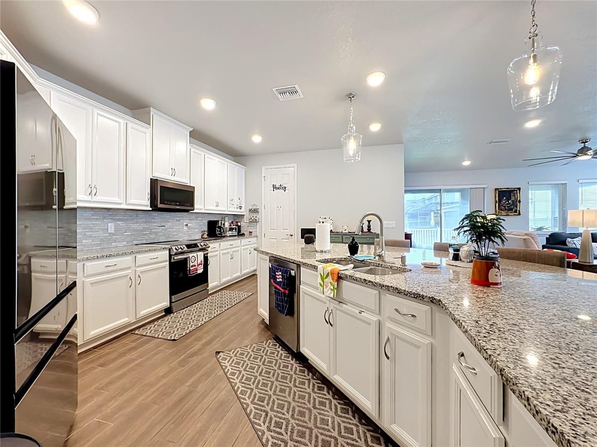 13222 MOSS GRASS WAY — photo 10 of 49
