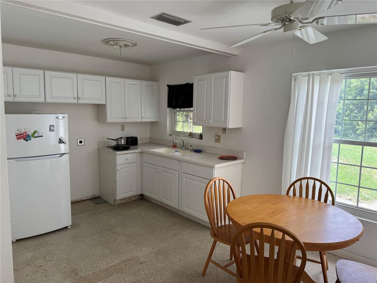 27233 WHITMAN AVENUE — photo 6 of 18
