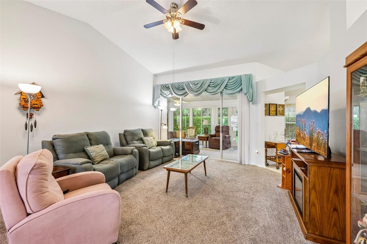 25111 BONNIE BLUE COURT — photo 8 of 77
