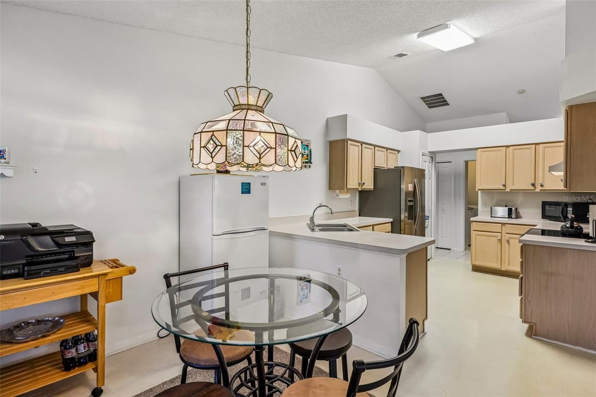 25111 BONNIE BLUE COURT — photo 12 of 77