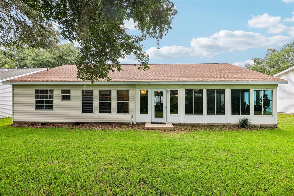 25111 BONNIE BLUE COURT — photo 5 of 77