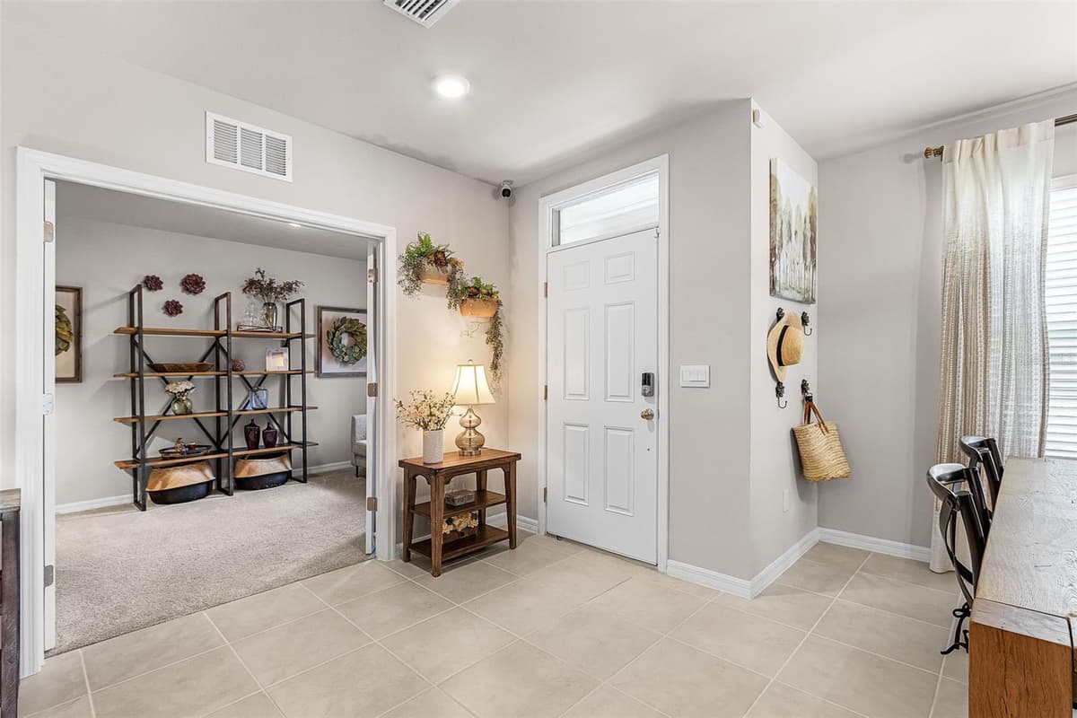 25016 LENOX CIRCLE — photo 11 of 29