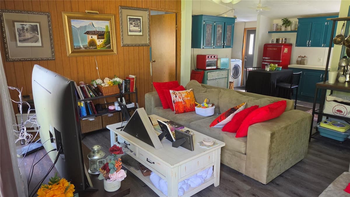 1298 BOROS DRIVE — photo 5 of 13