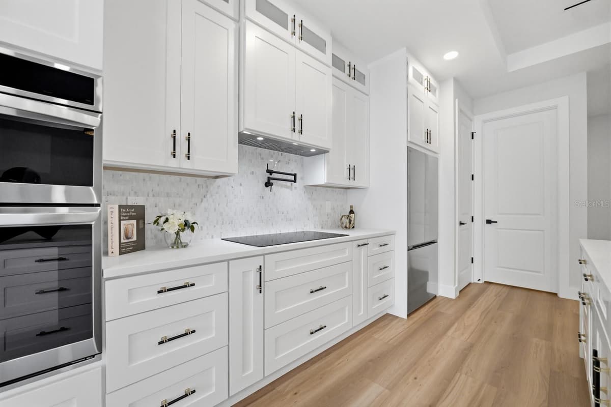 64 HIGHLAND STREET — photo 5 of 29