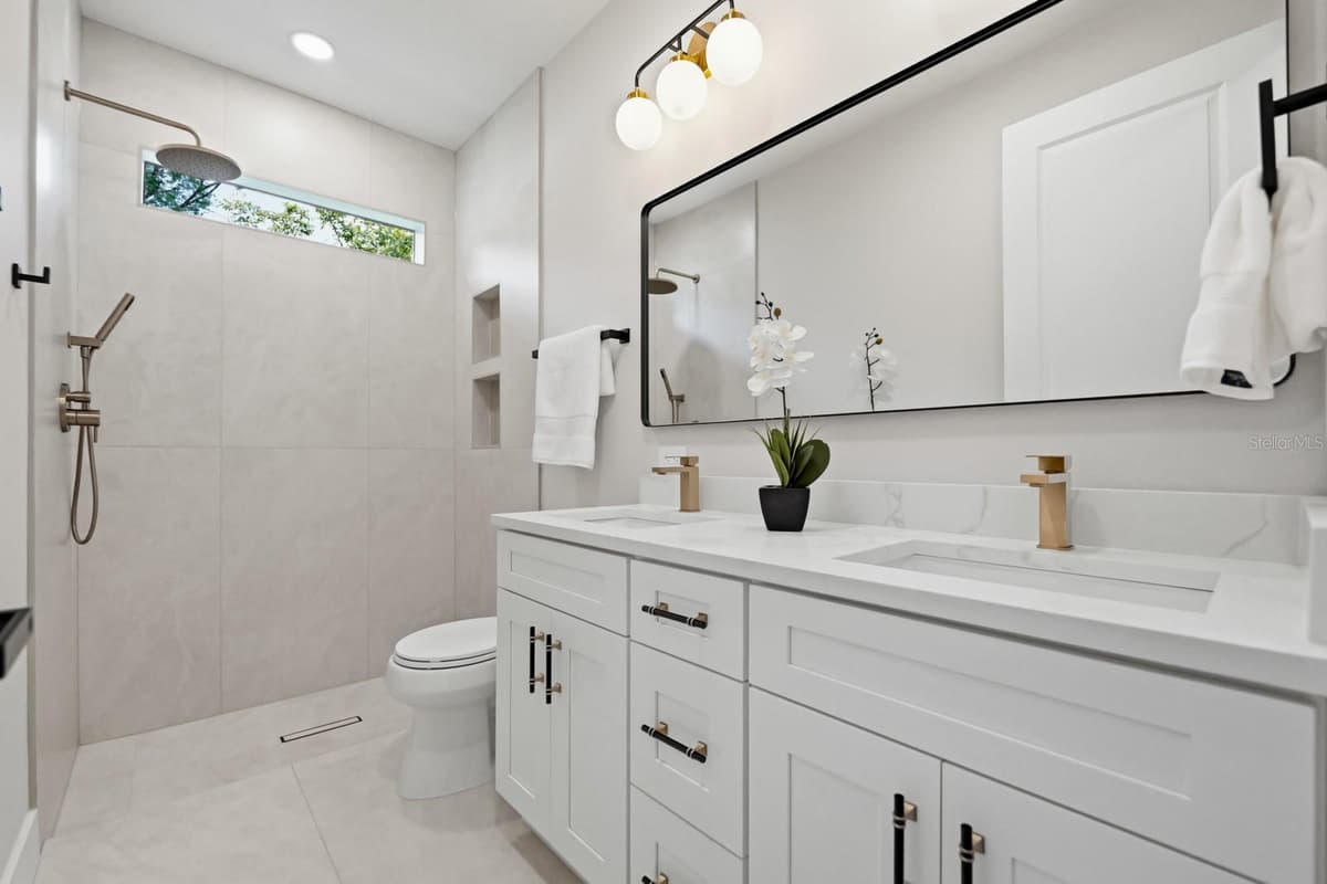 64 HIGHLAND STREET — photo 15 of 29