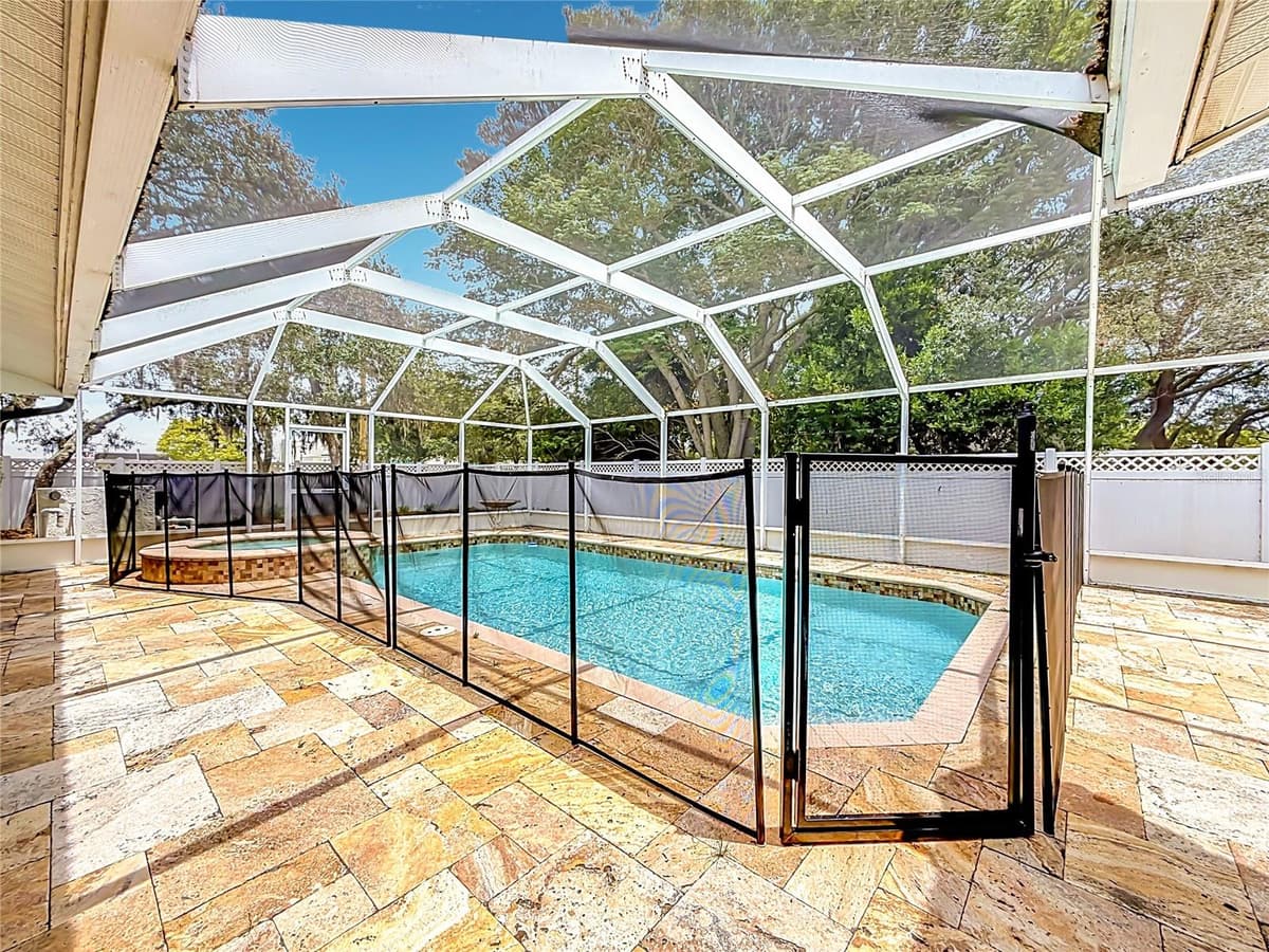 1601 GULF ROAD — photo 44 of 52