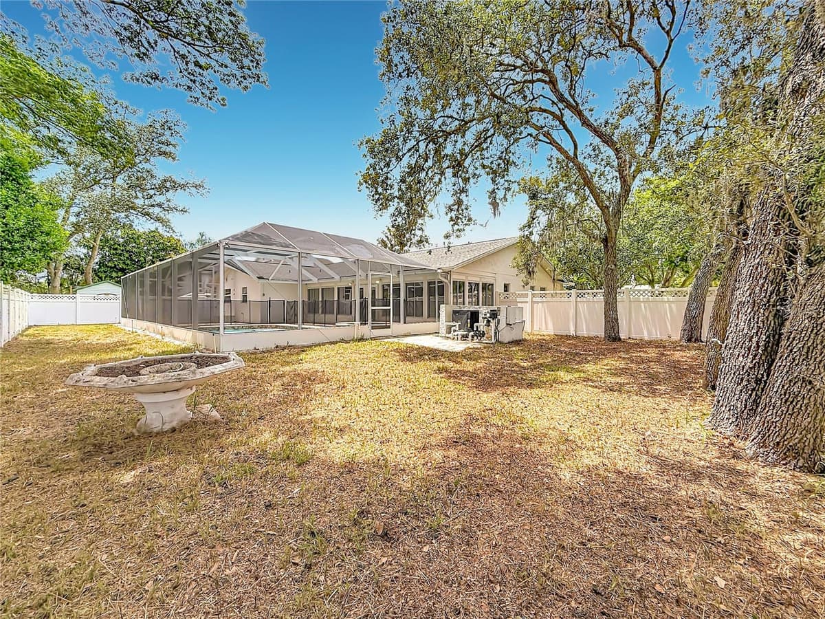 1601 GULF ROAD — photo 47 of 52