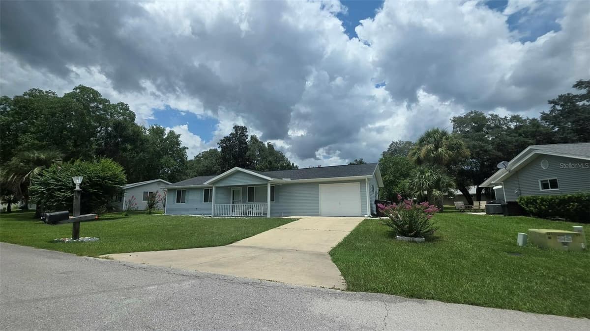 8041 109TH PLACE ROAD — photo 11 of 54