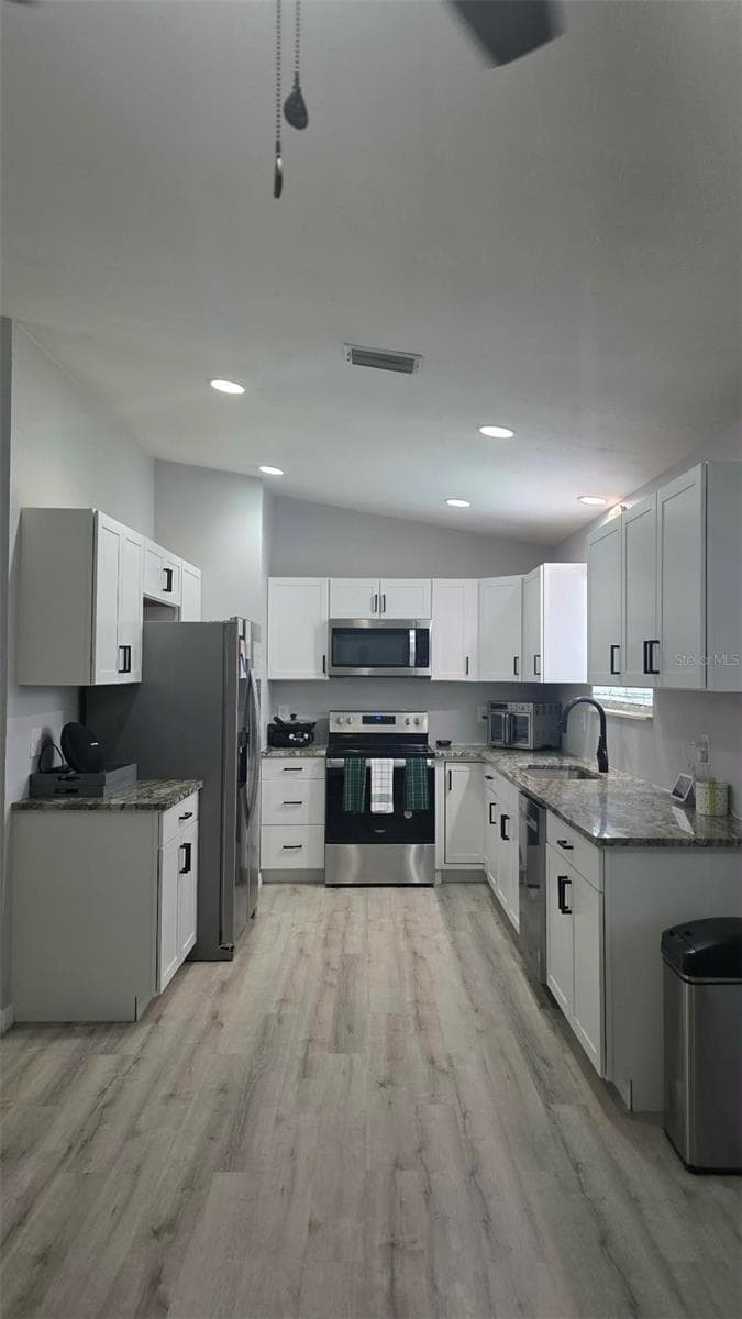 8041 109TH PLACE ROAD — photo 18 of 54