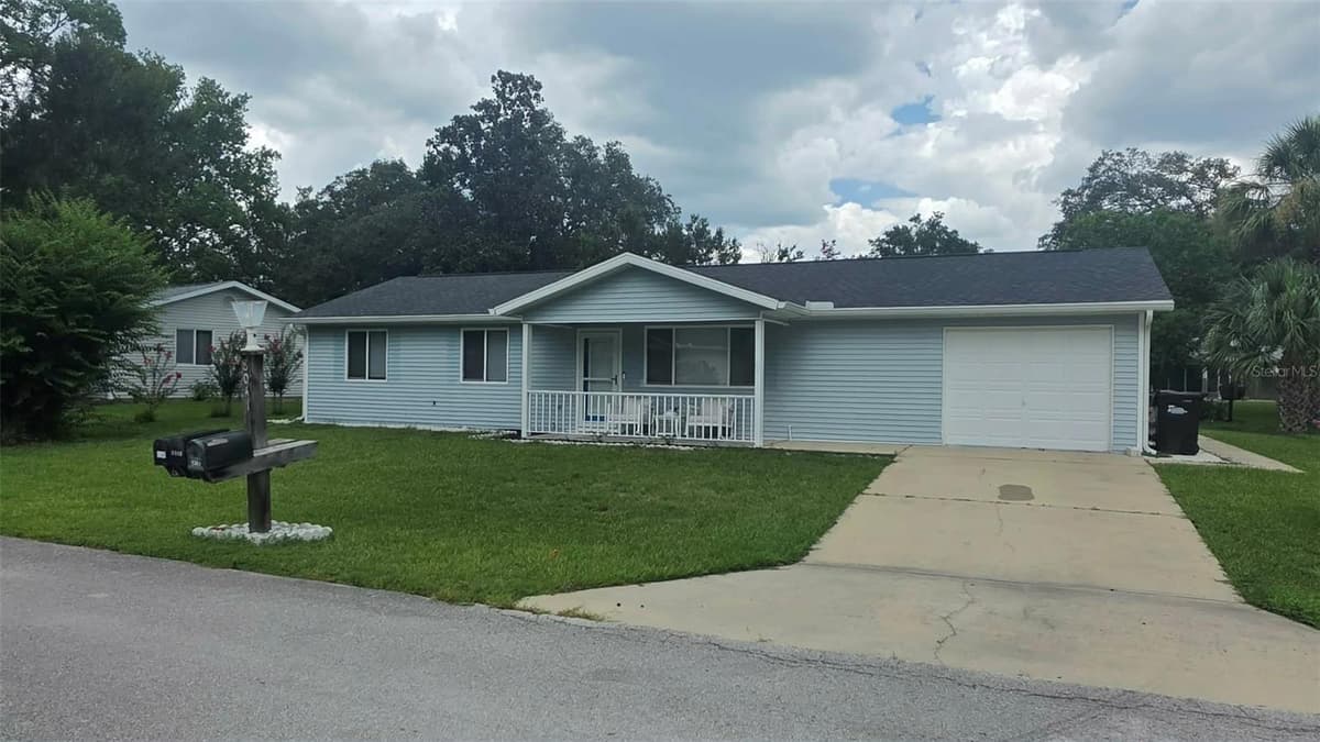 8041 109TH PLACE ROAD — photo 4 of 54