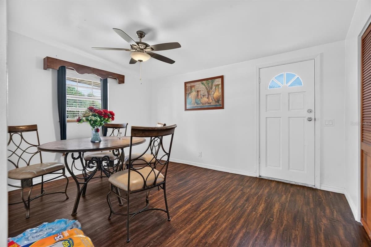1865 CEDARWOOD DRIVE — photo 14 of 39