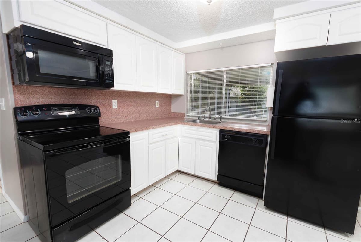 12401 GUNSTOCK LANE — photo 9 of 26