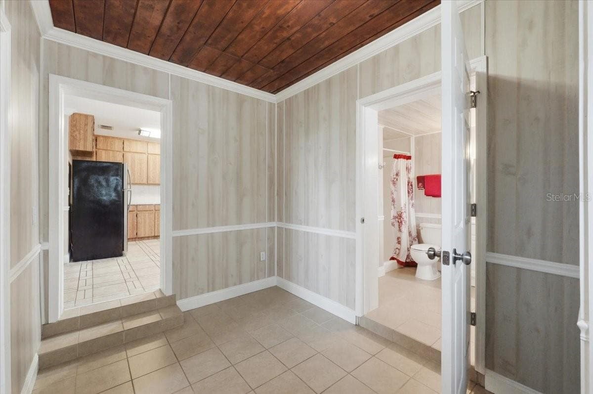 1557 LAKE SHIPP DRIVE — photo 35 of 55