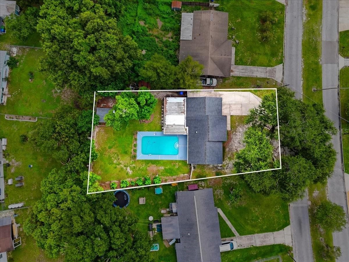 1557 LAKE SHIPP DRIVE — photo 9 of 55