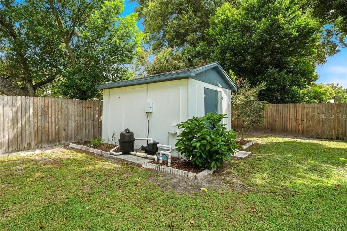 1557 LAKE SHIPP DRIVE — photo 48 of 55