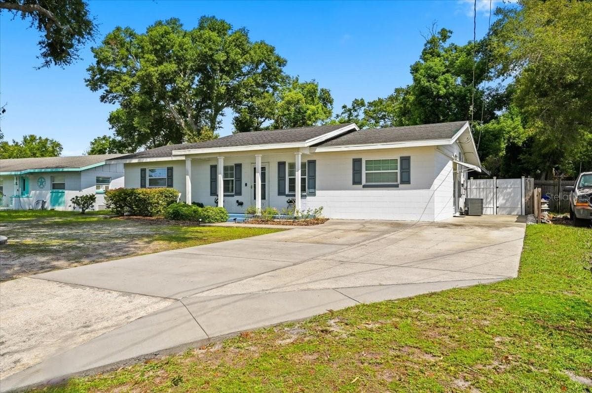 1557 LAKE SHIPP DRIVE — photo 52 of 55