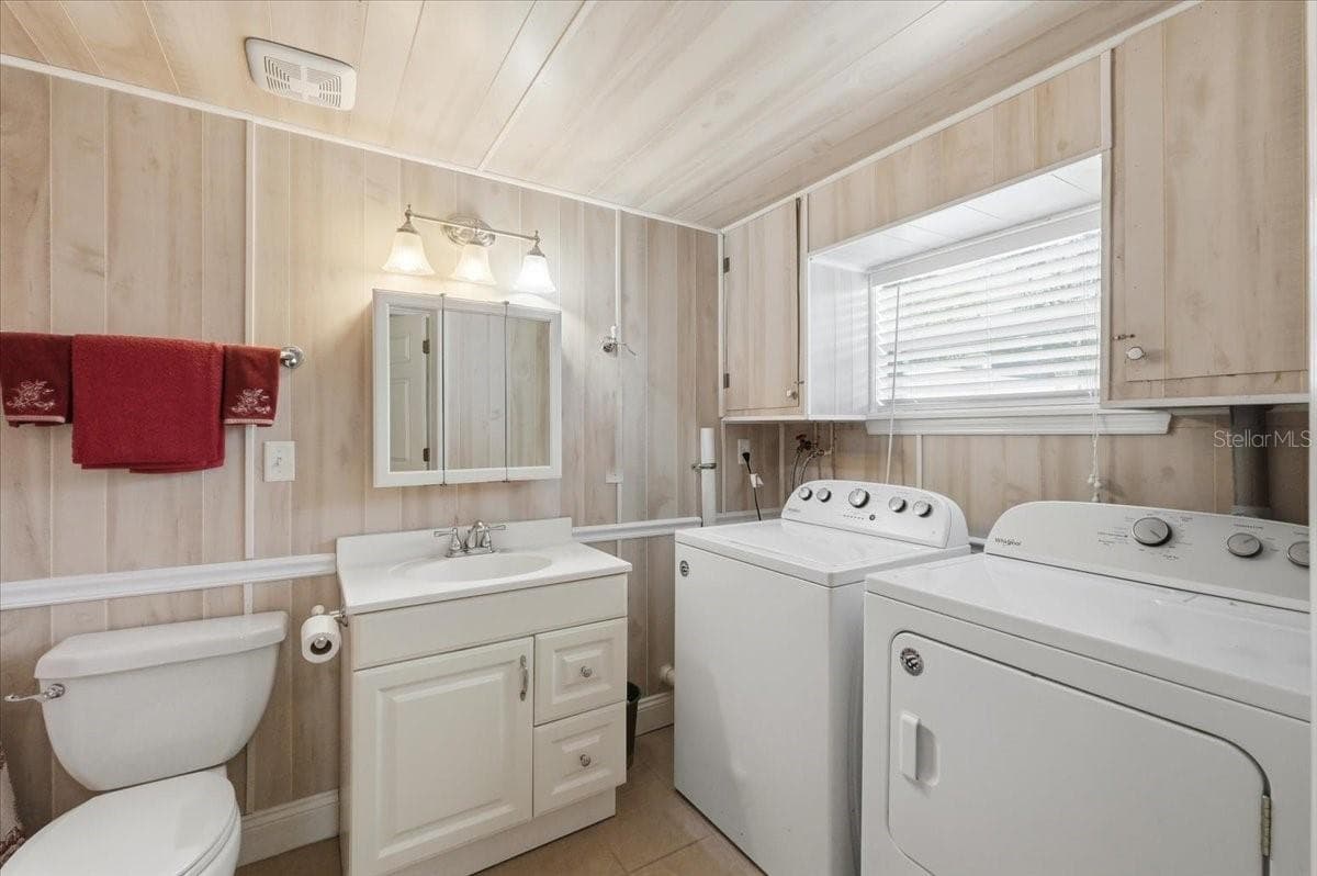 1557 LAKE SHIPP DRIVE — photo 30 of 55