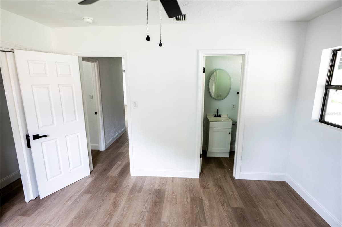 4104 WISCONSIN AVENUE — photo 16 of 41