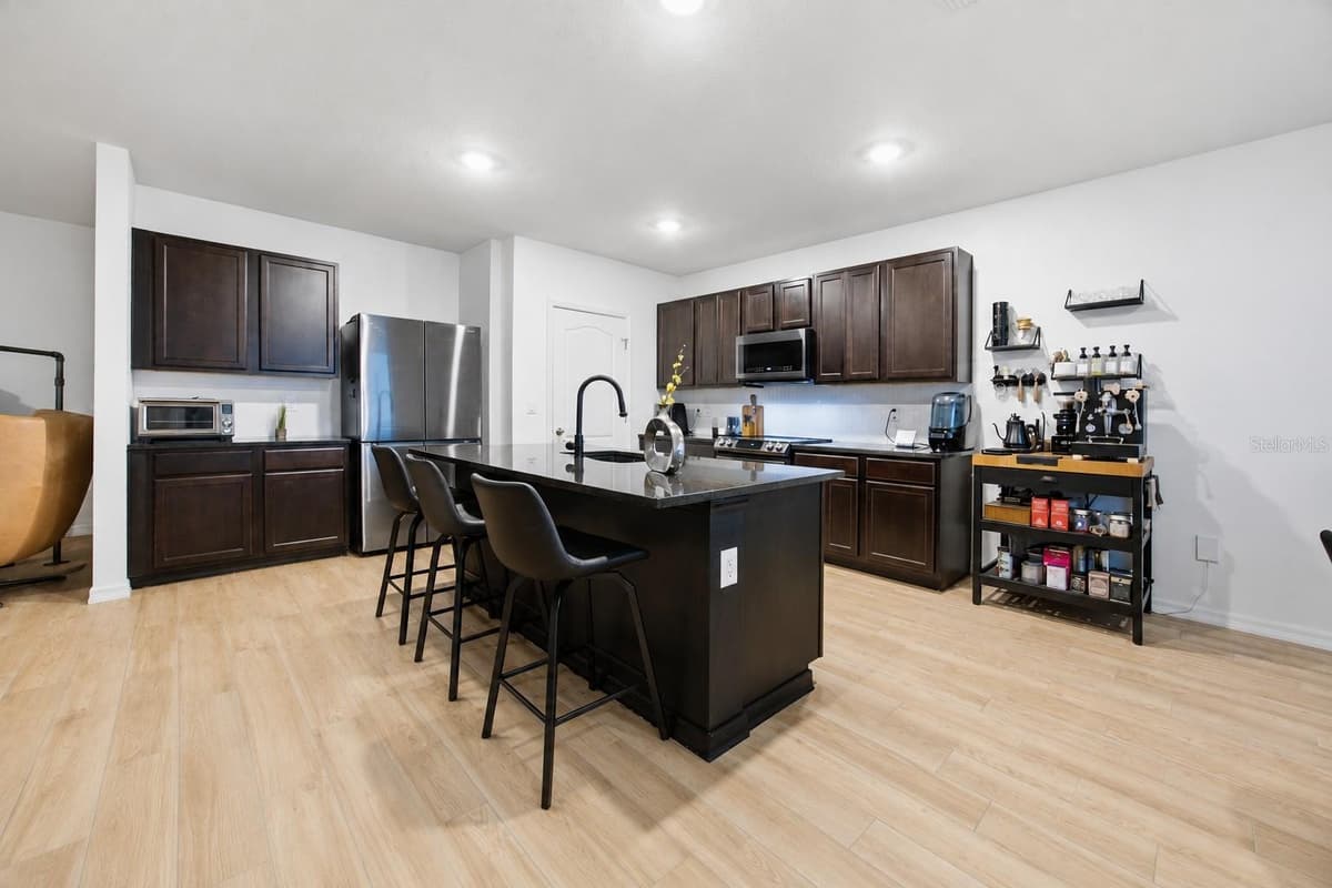 325 AUBURN GROVE CROSSING — photo 3 of 33