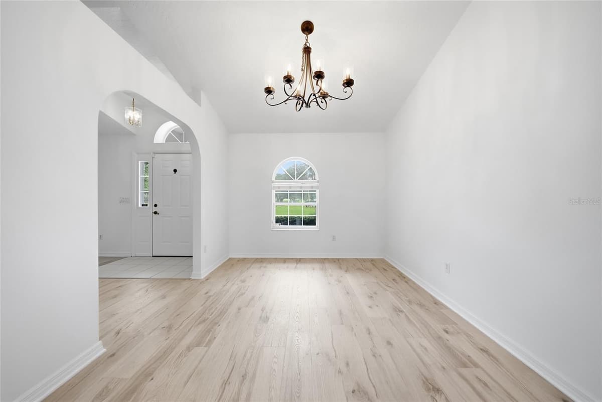 4698 110TH AVENUE — photo 8 of 47