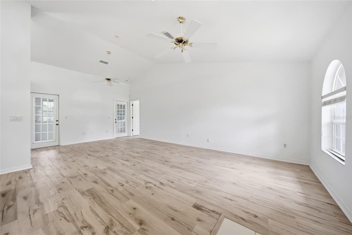 4698 110TH AVENUE — photo 7 of 47
