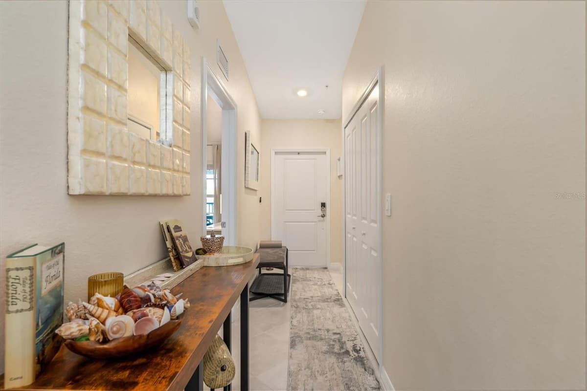 14221 HERITAGE LANDING BOULEVARD — photo 23 of 56
