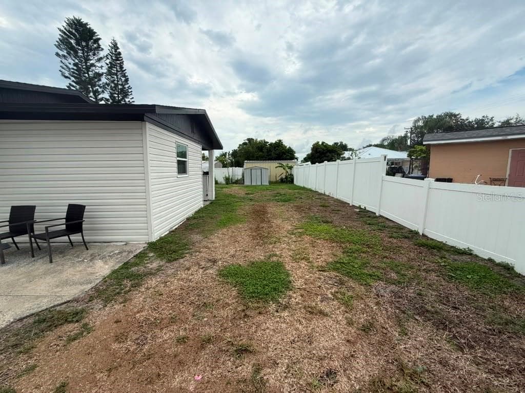 1402 4TH AVENUE — photo 18 of 21